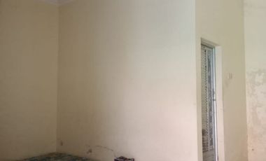 rumah murah kamar 5 di kadipiro Solo turun harga