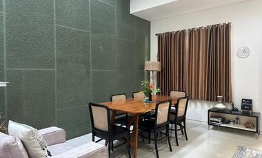 Rumah2KT di Denpasar Selatan, 5 menit ke Sekolah Santosa, sewa tahunan