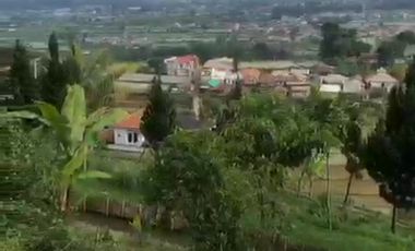 Villa / Rumah Kebon di Cianjur Jawa Barat