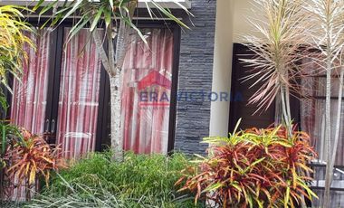 villa ada kolam renang disewakan di Batu Malang