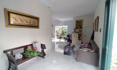 RUMAH MURAH 2LT DI DEPOK, HALAMAN LUAS, 5 KAMAR, BONUS KIOS JUALAN