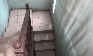 Dijual Cepat Rumah 2 Lantai Lokasi Strategis di Narogong Bekasi