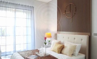 Rumah mewah tengah kota sidoarjo dengan view danau pertama