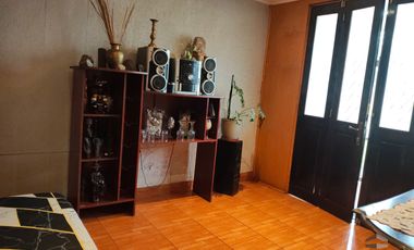 Casa en venta de 3 dormitorios c/ estacionamiento en Lomas de Eyzaguirre