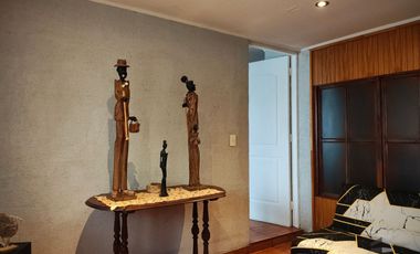 Casa en venta de 3 dormitorios c/ estacionamiento en Lomas de Eyzaguirre