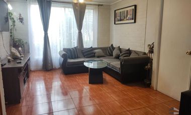 Casa en venta de 3 dormitorios c/ estacionamiento en Lomas de Eyzaguirre