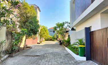 HUNIAN SEMI VILLA 3BR MODERN FURNISHED STARTEGIS DI JIMBARAN