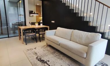 Rumah mewah dengan 2 lantai dekat bandara juanda dan tol