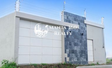 Venta de casa tipo villa en Los Gavilanes, Manta, Ecuador, cerca de la PUCE