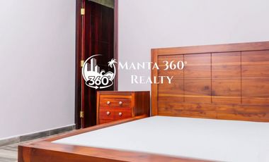 Venta de casa tipo villa en Los Gavilanes, Manta, Ecuador, cerca de la PUCE