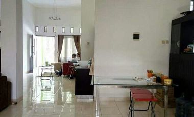 Rumah Asri dlm Perumahan Adem Asri Jalan Lebar di Barat Casagrande