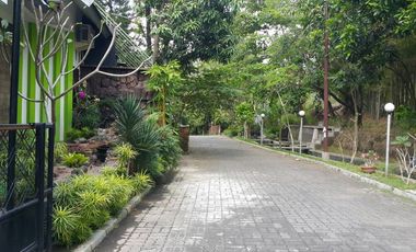Rumah Asri dlm Perumahan Adem Asri Jalan Lebar di Barat Casagrande