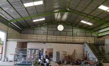 Gudang luas jl raya akses container dekat exit tol dijual cepat BU