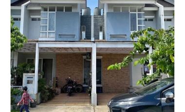 Disewakan Rumah Harapan Indah Cluster Vasana 2 Lantai