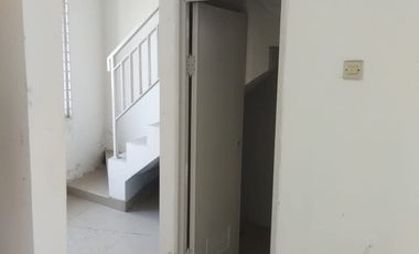 Beli di Cibinong Pemda dapat banyak free-nya 2 lantai harga murah