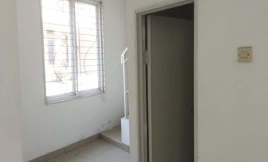 Beli di Cibinong Pemda dapat banyak free-nya 2 lantai harga murah