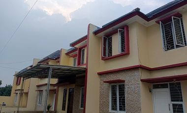 Beli di Cibinong Pemda dapat banyak free-nya 2 lantai harga murah