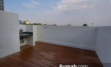 Townhouse Premium 1 Park Homes by Intiland di Gandaria Jaksel