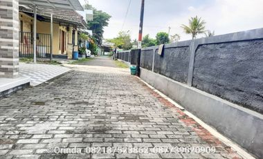 Rumah Jl.Kaliurang, Dekat Jl. Damai, Jl. Palagan, UGM, Hyatt Jogja