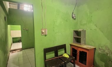 SMALL HOUSE FOR SALE IN KELURAHAN CIPAYUNG, JEMBATAN SERONG DEPOK 28SQM GOOD LOCATION NEED TO SELL FAST