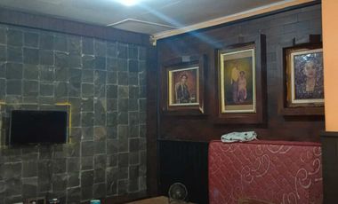 Rumah Luas Jajar Lawyan Dekat Manahan Hotel Alila Solo Kota