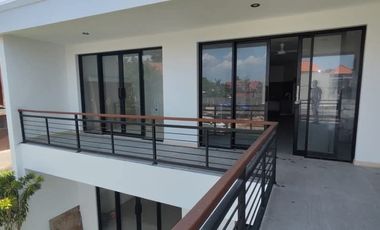 Di jual Brand New Villa Modern Lokasi di batur sari Sanur bali