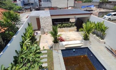 Di jual Brand New Villa Modern Lokasi di batur sari Sanur bali