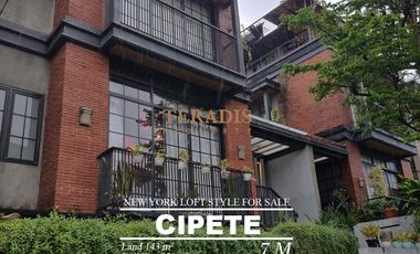 DIJUAL RUMAH DALAM TOWNHOUSE  NEW YORK LOFT STYLE CIPETE