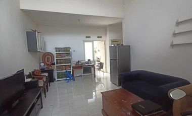 Disewakan Rumah Sidoarjo Full Furnish Perum Valencia Gedangan