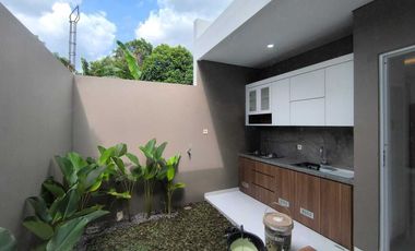 Rumah Baru Siap Huni Modern Tropical di Sleman Dekat Pasar Cebongan