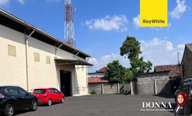 Gudang Murah Plus Kantor di Jalan Raya Kaliabang Dekat Harapan Indah