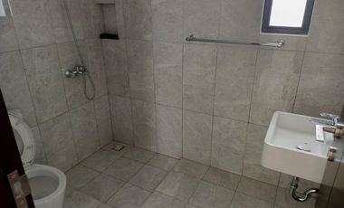 Sewa rumah baru 4 kamar podomoropark bandung