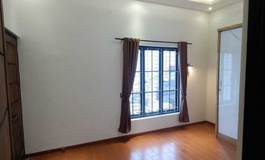 Rumah 2 Lantai Murah Di dalam Komplek 3 Menit Ke MCD Serpong Jaya