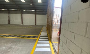 Nave Industrial de arriendo en Las Orquideas – código:22010