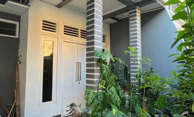 Rumah Bagus Nyaman 2 Lt Di Perumahan Cluster Ada Security Dalam Kota