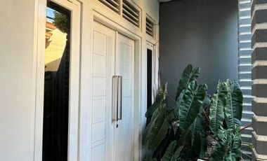 Rumah Bagus Nyaman 2 Lt Di Perumahan Cluster Ada Security Dalam Kota