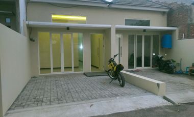 Dijual Rumah Gading Fajar Sidoarjo Taman pinang