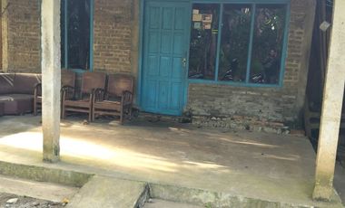 Tanah Bojus Rumah timur lapangan ngestiharjo wates