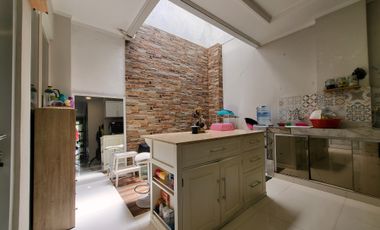 Jual Rumah Cluster Palm Summarecon Bekasi Semi Furnished