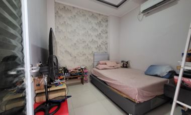 Jual Rumah Cluster Palm Summarecon Bekasi Semi Furnished