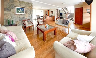 Casa de venta en Jardines del Río – código:21375