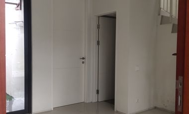 FOR RENT RUMAH NORTHWEST HILL MA 354