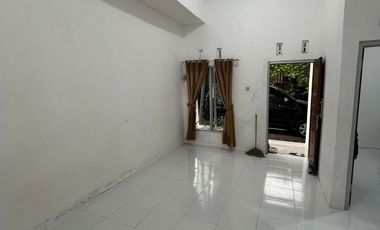 Rumah Murah halaman luas dekat balong water park