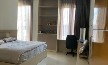 Sewa Rumah Pakuwon Indah Full Furnished 400m2 Bagus Murah