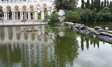 Sewa Rumah Pakuwon Indah Full Furnished 400m2 Bagus Murah