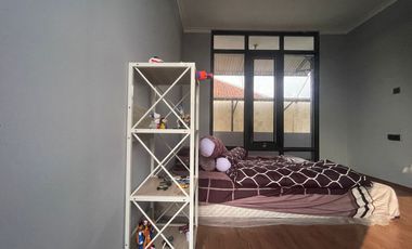 Rumah Villa + Kolam Renang di Kampung Bojong Purwakarta Dijual Murah