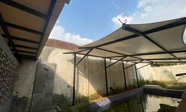 Rumah Villa + Kolam Renang di Kampung Bojong Purwakarta Dijual Murah