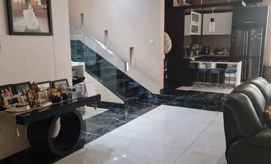 Disewakan Graha Famili (Siap Huni - Surabaya Barat) Modern PREMIUM