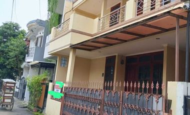 Rumah Mewah Harga Hemat Dekat Griya Antapani