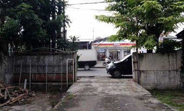 Gudang tanah besar sultan agung Deket harapan indah Sumarecon kranji